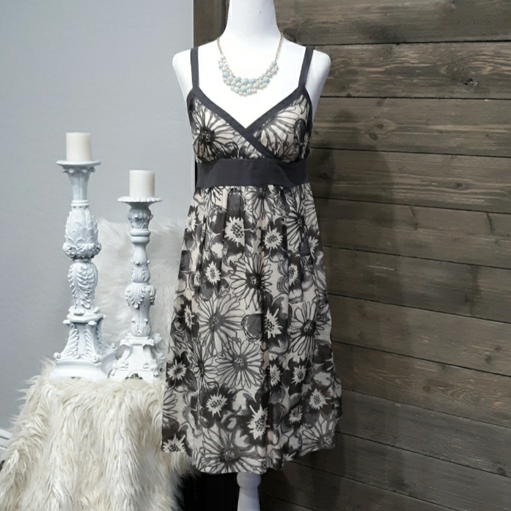 Vince Gray Floral Sundress sz 4